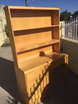 Desk with drawers & shelfs