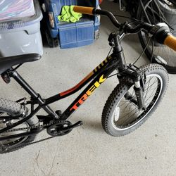 Boys Trek Precaliber Hardtail 20in Wheels