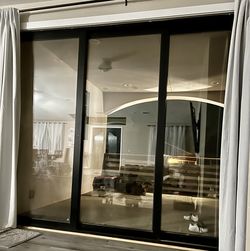 Sliding Door