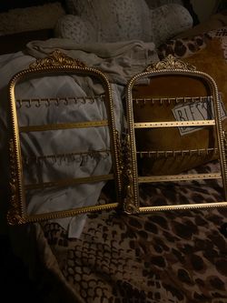 Jewelry Hanger