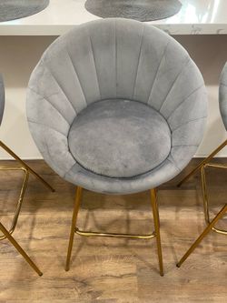 Grey Counter Height Bar Stool set