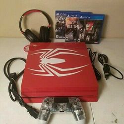 PLAYSTATION PS4 PRO 1 TB + MARVEL'S SPIDER-MAN