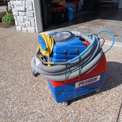 Detail Shop Carpet Extractor