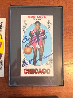 Bob Love Signed Chicago Bulls Basketball Card Framed