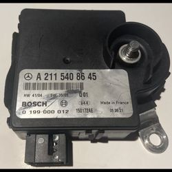 03-09 Mercedes E class Trunk Battery Load Control Module A211(contact info removed)