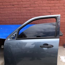 2008-2012 Ford Escape Front Door Left Side 