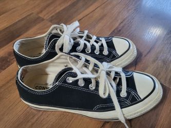 Converse Chuck Taylor Low Top Sneakers