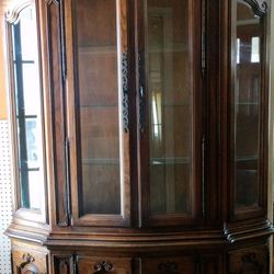 China Cabinet Drexel Heritage Sketchbook Collection Light Display