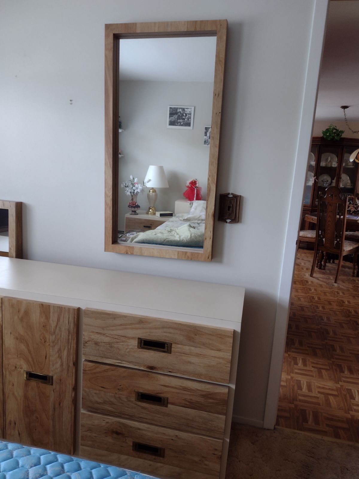 Triple Dresser And 2 Mirrors