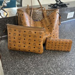 MCM Fanny Pack for Sale in Hampton, GA - OfferUp