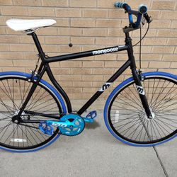 Mongoose Detain Single Speed (fits 6ft rider) (Northglenn)