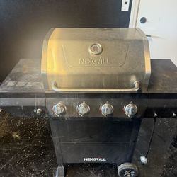 NexGrill 4 Burner Bbq