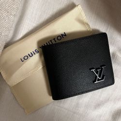 Designer Men’s Wallet 