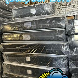 Full size mattress and Boxspring bed set cama nueva