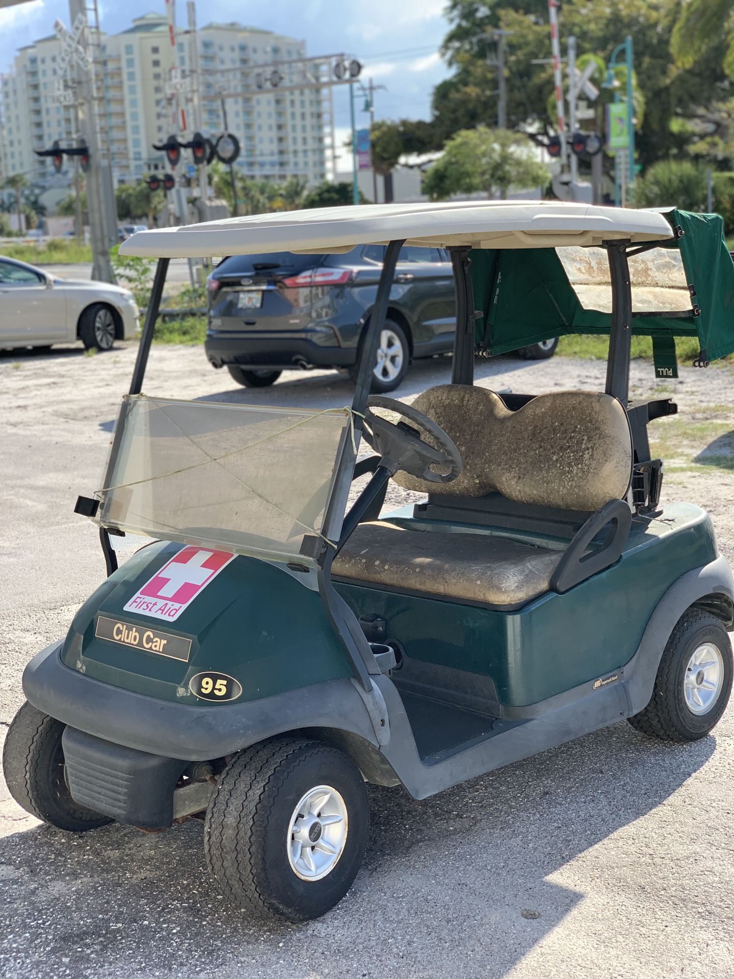 Golf cart