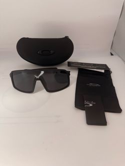 Men’s sunglasses
