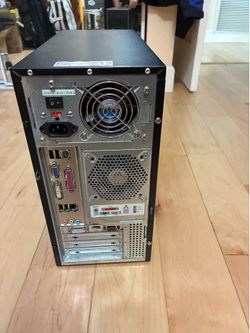 Computer case less hard drive