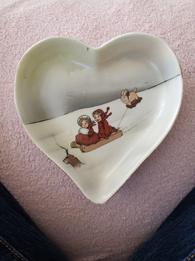 Heart Shaped Bavarian Children On Sleigh Porcelain Decor