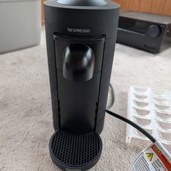 ☕ NESPRESSO VERTUOPLUS DELUXE – Black, Works Perfect + Pod Tray! $60 OBO
