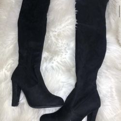 Dasia Black High Knee Boots 
