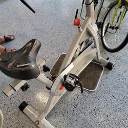 Schwinn IC2 Cycling Exercise Bike