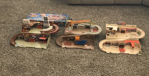 3 Vintage Hotwheels Stow & Go Sets