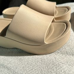 Light Weight Nude Wedge Size 10