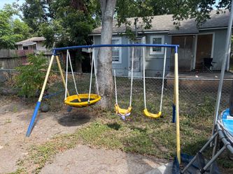 Swing set
