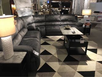 Financing & Delivey Available: Ashley Grey Clonmel Sectional