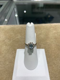 14KT Gold Ring With Diamonds