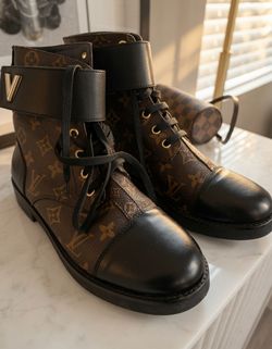 Louis Vuitton Star Trail Ankle Boots 8.5