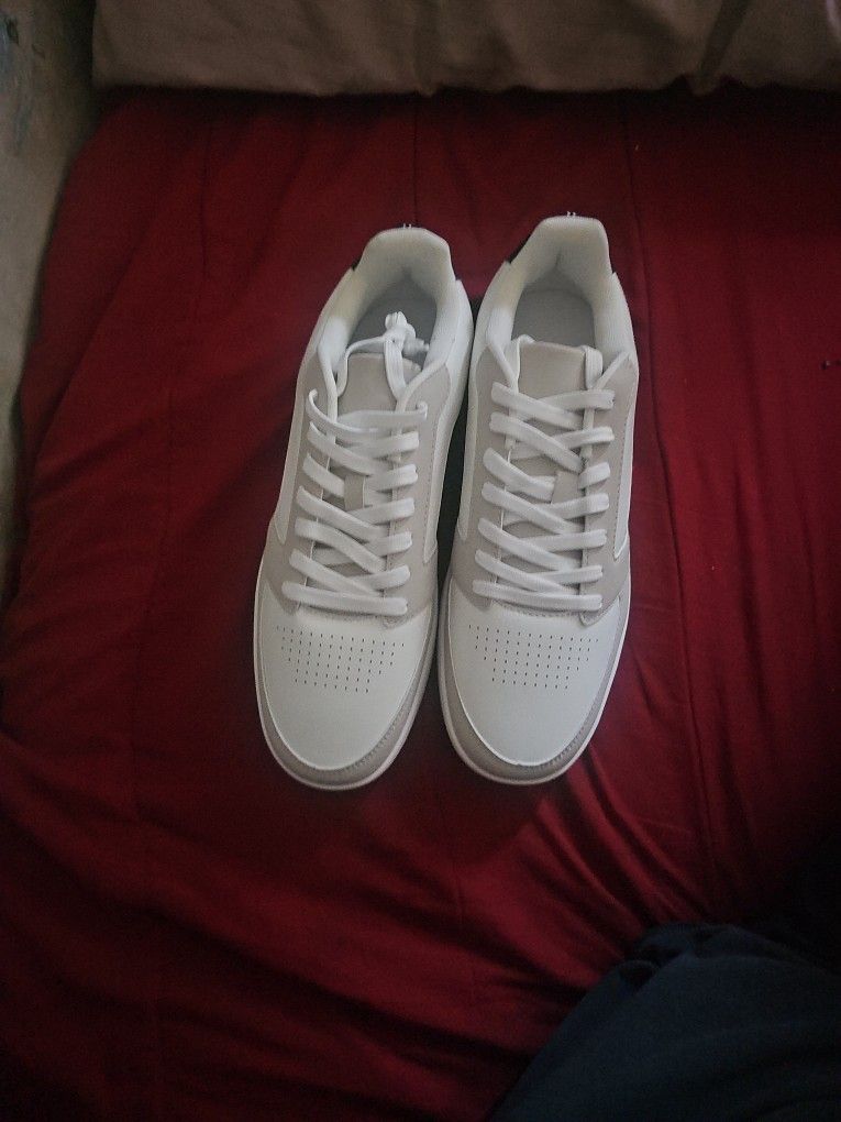 White Skater Shoes Size 13