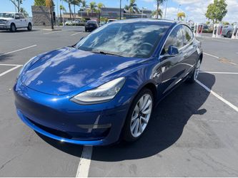 2019 Tesla Model 3 Stand Plus