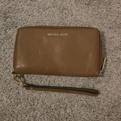 Michael Kors Tan Wallet