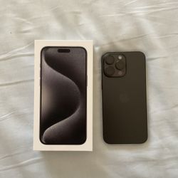iPhone 15 Pro Max 256GB UNLOCKED ( Make Offer) 