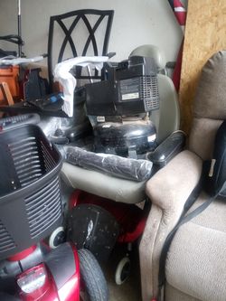 Red Power Wheel Chair - Possibly needs battery!