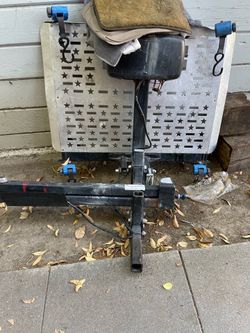 Wheel chair lift