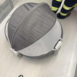 On The Go Infant Dome  Portable Bassinet And Play Space 