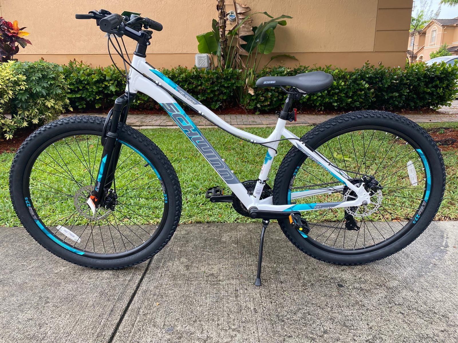 27.5” WOMANS SCHWINN MOUNTAIN BIKE 🚵‍♀️ BRAND NEW‼️‼️