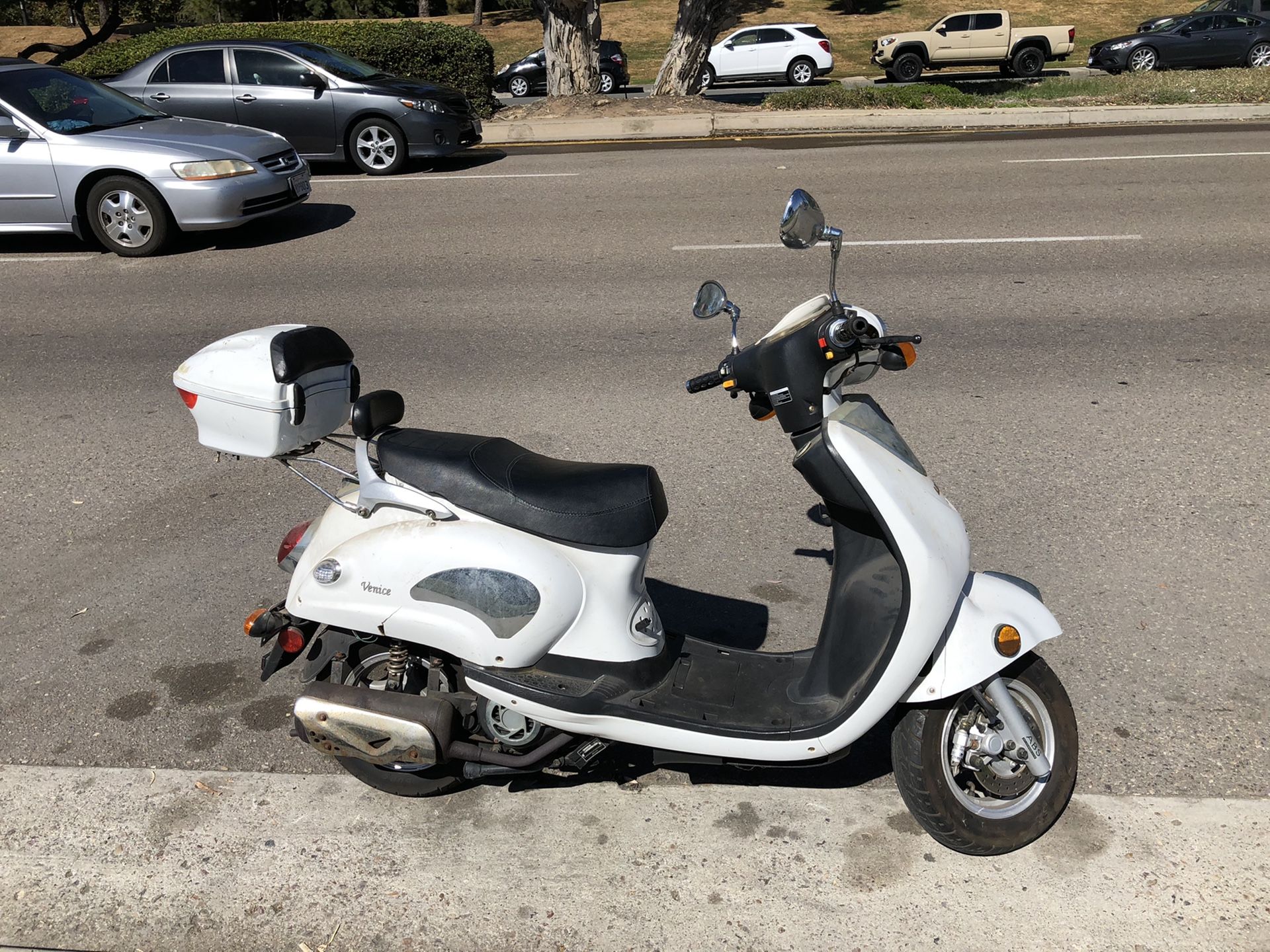 2008 Lance moped scooter for Sale in San Diego, CA OfferUp