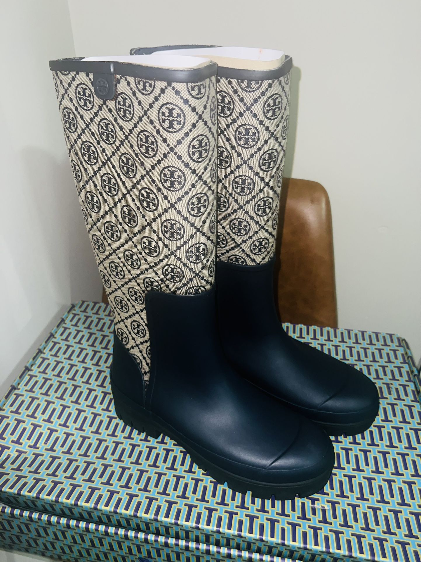 Tory Burch Rain Boots Blue Navy Brand New Size #10$150
