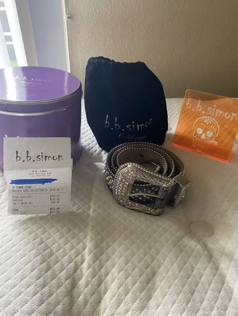 all white bb simon belt for Sale in Los Angeles, CA - OfferUp