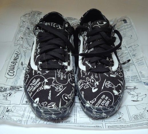 Vans Black And White Snoopy