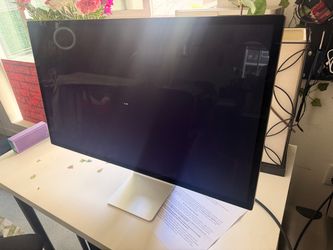 Apple Studio Display 27” 5k