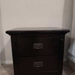 Solid Wood 2-Drawer Nightstand with Velvet-Lined Top Drawer – Heavy & Sturdy