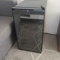 Mini wine fridge
