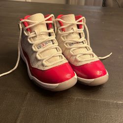 Youth Jordan 11 
