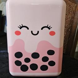 Boba mini fridge 