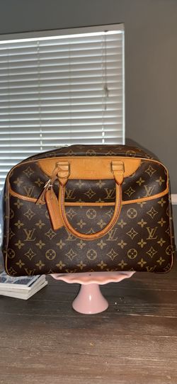 Authentic Vintage Louis Vuitton Handbag – $1,000 OBO