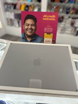 14inch macbook pro M3 chip 1TB